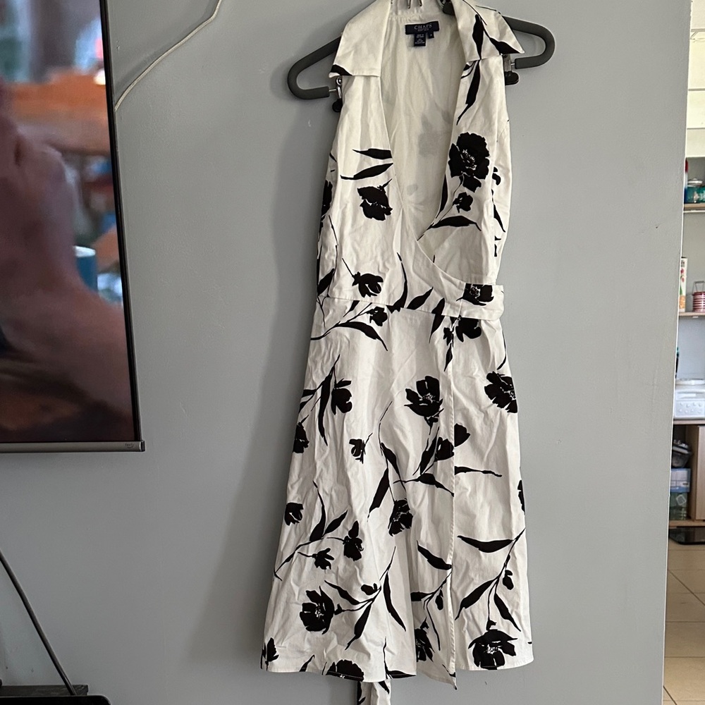 Chaps White sleeveless Dress with Black Floral Print